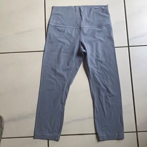 Lululemon crop 21